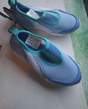 Blue Sol Borne Water Shoes White with Blue And Green 8